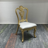 Robuste Barock-Stühle mit Geschnitzter Rückenlehne aus Goldplastik für Luxuriöse Königliche Hochzeiten und Festliche Anlässe