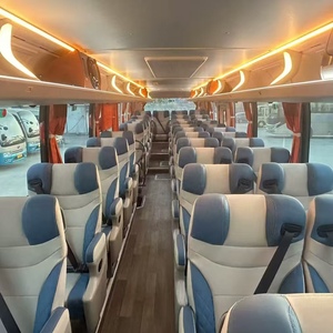 Autobús Usado Yutong 6127 de 37 Asientos, Diésel, en Venta, Motor Potente, Color Blanco y Azul, en Buenas Condiciones - Product Image 5