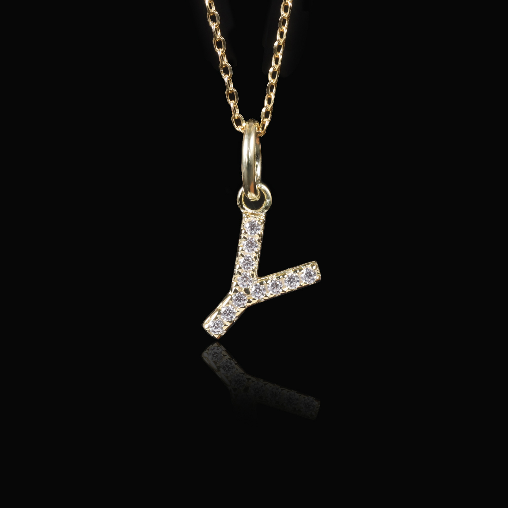 Y-shaped moissanite necklace