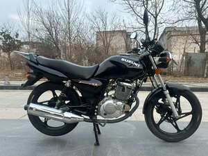 Motocicleta Urbana <span class=keywords><strong>Suzuki</strong></span> Ruishuang EN125 de 125cc, Monocilíndrica, Refrigerada por Aire, 5 Velocidades, para Desplazamientos Diarios y Paseos de Ocio con Ahorro de Combustible - Product Image 5