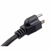 Fiche NEMA 5-15P à 3 broches vers IEC C13 avec câble d'alimentation du système de verrouillage pour PC