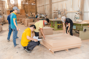 Juego de mesa y armario de madera de lujo. Muebles de dormitorio de hotel de lujo. Fabricante vietnamita de muebles. Fábrica de Ngoc Hoang Anh - Product Image 4