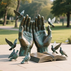 Personalizado City Park Paisaje Decoración Grande Moderno Mano Fundida Metal Latón Abstracto Estatua <span class=keywords><strong>de</strong></span> Mano y Paloma Bronce Escultura PARA LA Venta - Product Image 2
