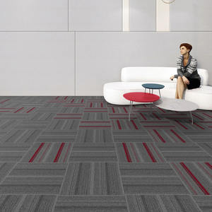 Dalles de moquette modernes 50x50cm en polypropylène, à poils coupés, à rayures, lavables, tuftées, antistatiques, antidérapantes pour la maison et la chambre - Product Image 1