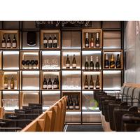 Vitrine à whisky design d'intérieur, bar, stockage de vin, présentoir à vin en bois