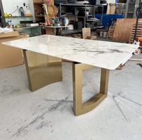 Table de salle à manger rectangulaire en marbre avec plateau en acier inoxydable et miroir, design de créateur, en promotion
