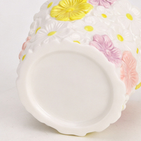 Pot Tanaman Keramik Bunga Daisy Buatan Tangan Redeco, Wadah Sukulen 3D Embossed, Bunga Kuning Pink Putih, Tiga Ukuran, Dekorasi