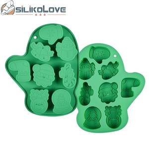 High-quality glove-shaped snowflake and snowman silicone Christmas <b>baking</b> <b>set</b> cake mold - Product Image 1