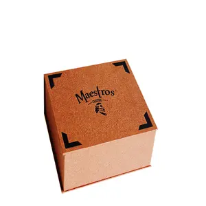 Toptan lüks el yapımı karton puro kutusu ile kadife ambalaj içinde özel Logo folyo baskı ile sert paketi