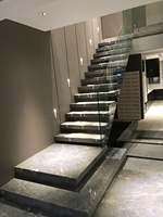Gesinterte Steinplatte Marmor-Treppen Moderne Luxusvilla Duplex-Bodentreppe Rutschfest Maßgefertigt