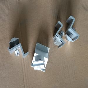 Accessoires solaires Gresolar en gros pour systèmes de montage solaire sur toits métalliques commerciaux – Accessoires de fixation solaire : Colliers de fixation intermédiaires/finaux - Product Image 2