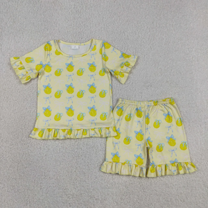 Nouvelle Collection : Ensembles Assortis Sœur Frère à Carreaux Noirs et Imprimé Cerises – Combinaison Short et Barboteuse d'Été pour Bébés Filles et Tout-Petits - Product Image 5