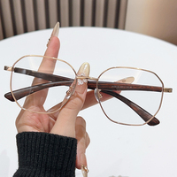 Lunettes de vue unisexes tendance, monture en métal, lunettes de mode, légères et confortables, vente en gros