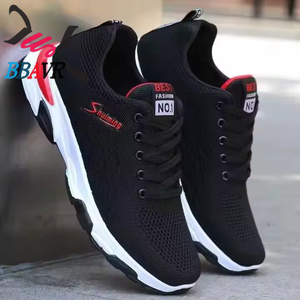 Zapatillas deportivas Yatai para hombre, transpirables, antideslizantes, calzado deportivo para correr. - Product Image 3