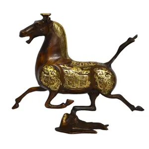 Conjunto de presente de negócios, decoração de ponta alta, bronze antigo, estátua de corrida