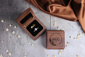 ABD Deposu Toptan 12'li Paket Ceviz Ağacı Yüzük Kutusu 2 Bölmeli Nişan Yüzüğü Kutusu Lazer Gravür İçin Boş - Product Image 6