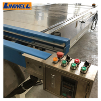 Machine d'expansion de plaques alvéolaires pour la production de noyaux alvéolaires en aluminium