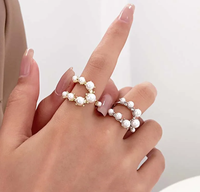 Offre Spéciale blanc Double couche perle anneaux pour femmes mode exagérer grand géométrique cristal réglable anneau mariage bijoux cadeau
