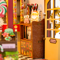 Casa de Muñecas en Miniatura Hongda PC2502 Candy House 2025, Kit de Casa de Muñecas en Miniatura Estilo Navideño para Regalos