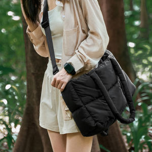 Moda personalizada nuevo diseño bordado a cuadros abajo señoras bolso de hombro de gran capacidad señoras bolso de mano señoras bolso - Product Image 4