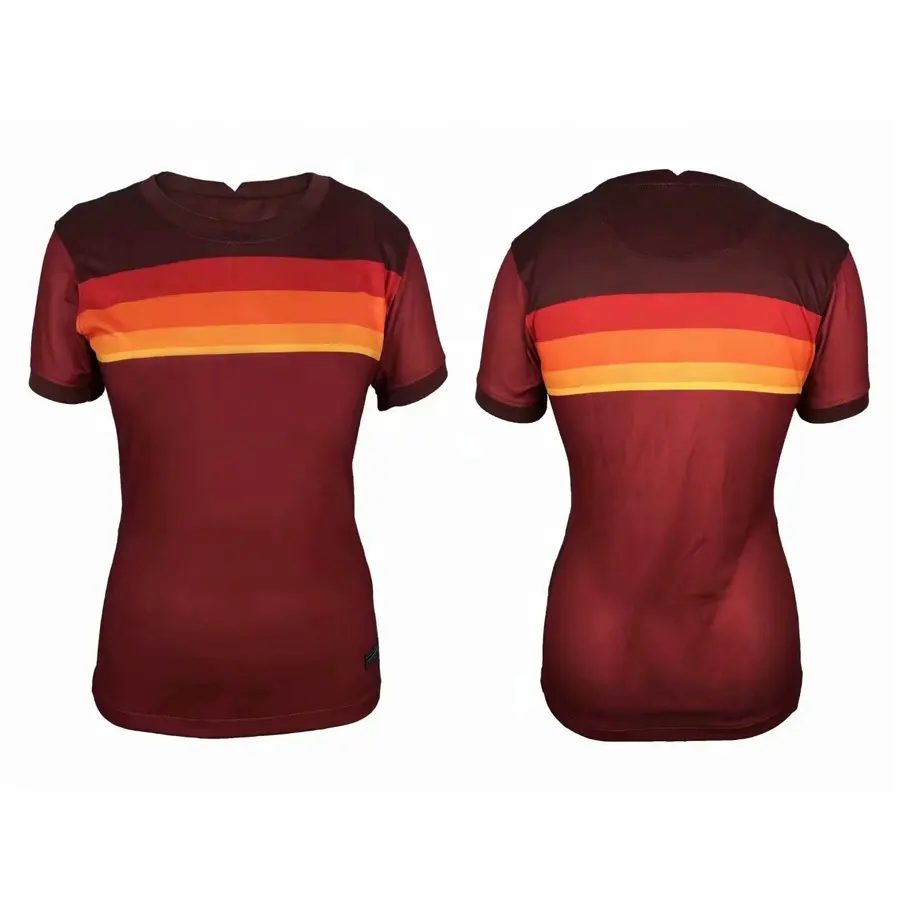 Camiseta de fútbol de las mujeres caliente club de diseño, calidad tailandesa mujer uniforme de fútbol en stock