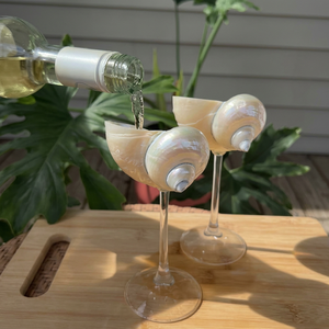 Copa de Vino Artesanal de Concha Marina, Decoración para Bodas en la Playa, Copa de Concha Natural - Product Image 1