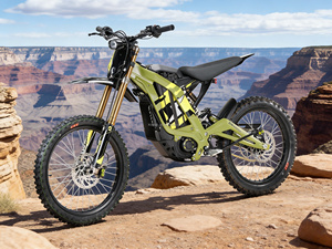 Moto tout-terrain électrique Surron Light Bee X 2026, stock US, 60V 40Ah, cellules 21700, vitesse 74 km/h, autonomie 80 km, modes Eco et Sport - Product Image 1