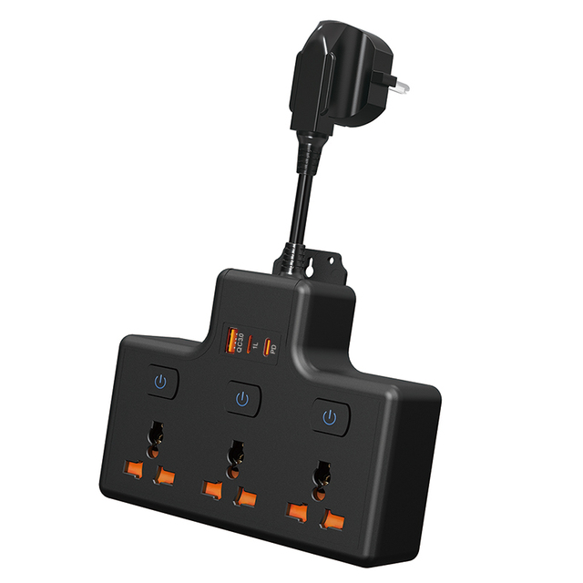 Factory Direct 110-250V Universal Plug with Socket Power Strip with USB-A and USB-C Ports IP22 Rated Standard Grounding
