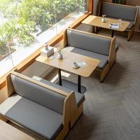 JP Chaise en bois massif au design moderne Porte-cartes en rotin tissé Table de canapé Café Restaurant Restauration Utilisation en extérieur