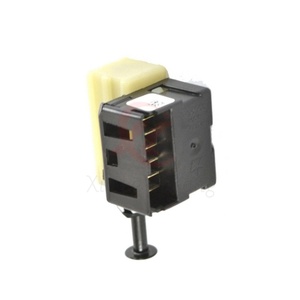 Interrupteur de feu d'arrêt automatique de pièces de rechange automatiques de haute qualité 56054001AD pour 2009-2017 Jeep Compass Patriot <span class=keywords><strong>Dodge</strong></span> Avenger - Product Image 2