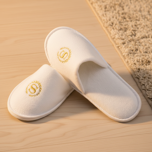 <span class=keywords><strong>Chaussons</strong></span> d'hôtel jetables en polaire corail blanc pur personnalisables, antidérapants, doux et confortables pour les hôtels - Product Image 1