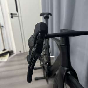 KOZO Vélo de course léger en fibre de carbone 700C, <span class=keywords><strong>frein</strong></span> à disque hydraulique <span class=keywords><strong>Shimano</strong></span> 10524S, vente en gros directe d'usine, OEM - Product Image 2