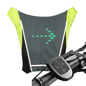 Sans fil rechargeable pour vélos et scooters ECEEN <span class=keywords><strong>veste</strong></span> avant et arrière double visible led <span class=keywords><strong>clignotant</strong></span> sac à dos turn si - Product Image 4