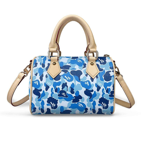 Bolso de Hombro Impermeable Personalizado AK Sakura Camo CHEETAH con Cremallera, Correa Única, Moderno, Versátil, que Agrega un Toque Sofisticado, el Mejor - Product Image 1