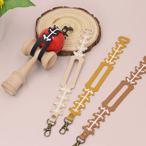 日本のけん玉革ケース クリエイティブなスカル ハロウィンけん玉収納 シンプルなけん玉ホルダー - Product Image 5