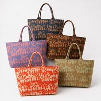 Sac fourre-tout en toile pour les acheteurs de marchandises promotionnelles avec motif camouflage abstrait, design ouvert et poignées en tissu