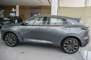 Cina Changan Uni k Uni-k Idd 5-seat SUV usato auto ibrida 2.0T 2021 Luxe 2022 2023 nuovo veicolo di energia auto usata per Changan Unik - Product Image 5