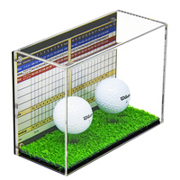 Boîte de présentation de ballon de football en acrylique de 10x10x10 pouces avec sol en gazon et dos miroir pour football