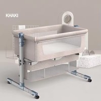 Babybedje naast bed, co-sleeper, babyproducten