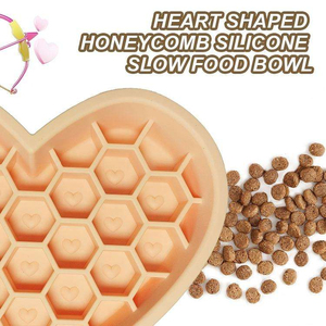 Valentine's Day <b>Heart</b> <b>Shape</b> Slow Feeder Bowl Wholesale - Romantic Honeycomb Pet Feeder for Dog & Cat - Product Image 4