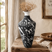 Vase à fleurs en céramique artisanale Jossin, surface noire mate avec un design unique à éclaboussures blanches, pour accessoires de décoration intérieure