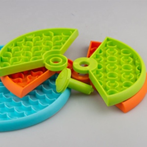 Gamelle interactive rotative à 3 niveaux en plastique pour chien, jouet anti-vomissement et anti-anxiété, convient à toutes les races de chiens et chats - Product Image 3