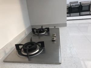 Fauteuil à gaz trempé noir, deux brûleurs, de bonne qualité, nouveau modèle, accessoire intégré - Product Image 3