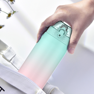 Stainless Steel Hot And Cool 750ml Water <b>Bottle</b> Sport Thermal Insulated Water <b>Bottle</b> - Product Image 4