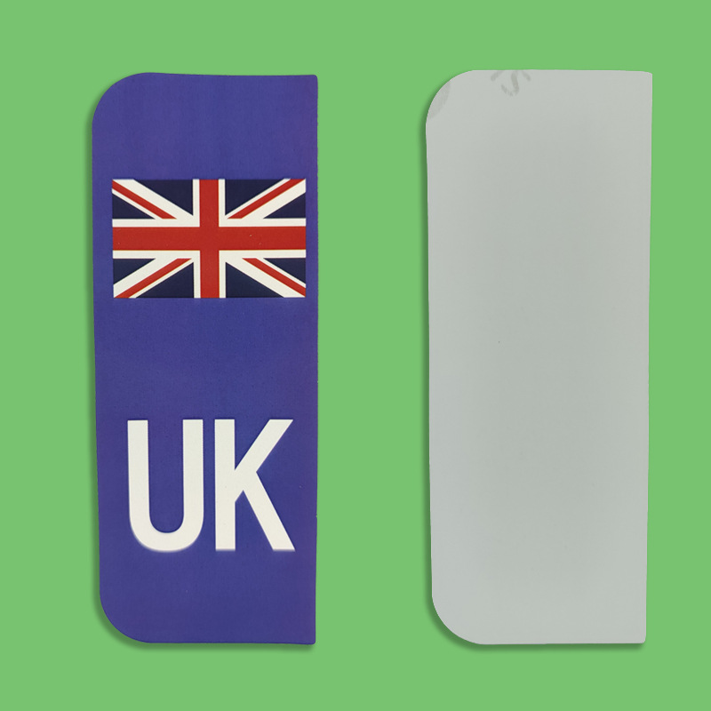1 pair White Letter