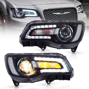 Feux avant à LED pour <span class=keywords><strong>Chrysler</strong></span> 300 <span class=keywords><strong>300C</strong></span> <span class=keywords><strong>2011</strong></span>-2017, projecteur DRL, feux de position dynamiques, phare, accessoires de voiture - Product Image 1