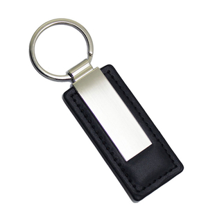 Porte-clés en cuir PU de haute qualité, personnalisable par sublimation <span class=keywords><strong>laser</strong></span>, porte-clés en similicuir et métal, llaveros Marcas De Carro - Product Image 1