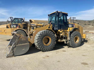 Presque neuf, chargeur sur pneus Cat 966h d'occasion Cat 966 966m 966h 988k cat Loader de haute qualité en vente pour la construction - Product Image 5