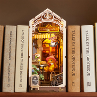 Robotime Rolife TGB15 Holiday Cafe - Kit d'insertion pour étagère Book Nook - Serre-livres - Puzzles 3D en bois - Maison miniature DIY - Book Nooks