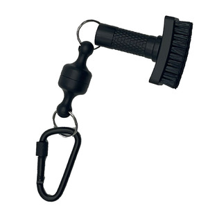 Spazzola per la pulizia del golf con accessorio fibbia magnetica - Aggiornamento 2026042702 - Product Image 3
